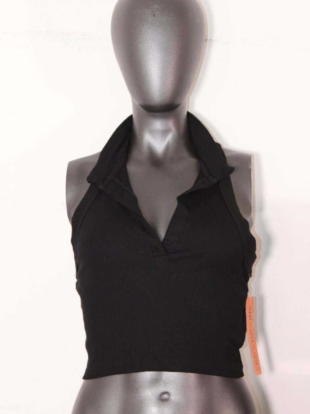 Almost Famous black ribbed crop top